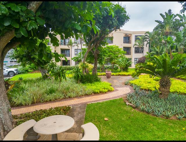 2 BEDROOM APARTMENT FOR SALE IN UMHLANGA CENTRAL